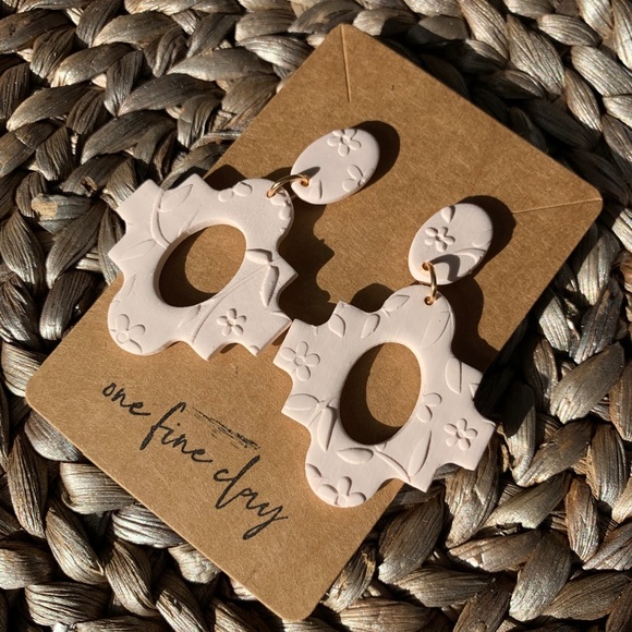 Textured Flower Clay Earrings in Cream - Picture 7 of 8